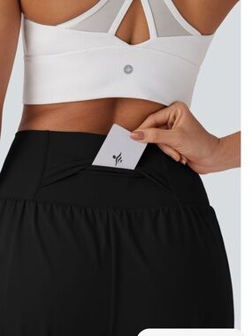 HALARA Black Athletic Shorts with Back Pocket